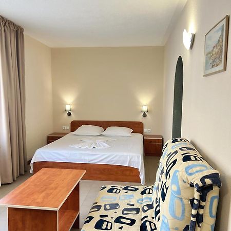 Hotel Jambo โกลเดน แซนส์ ภายนอก รูปภาพ