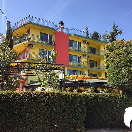 Hotel Jambo โกลเดน แซนส์ ภายนอก รูปภาพ