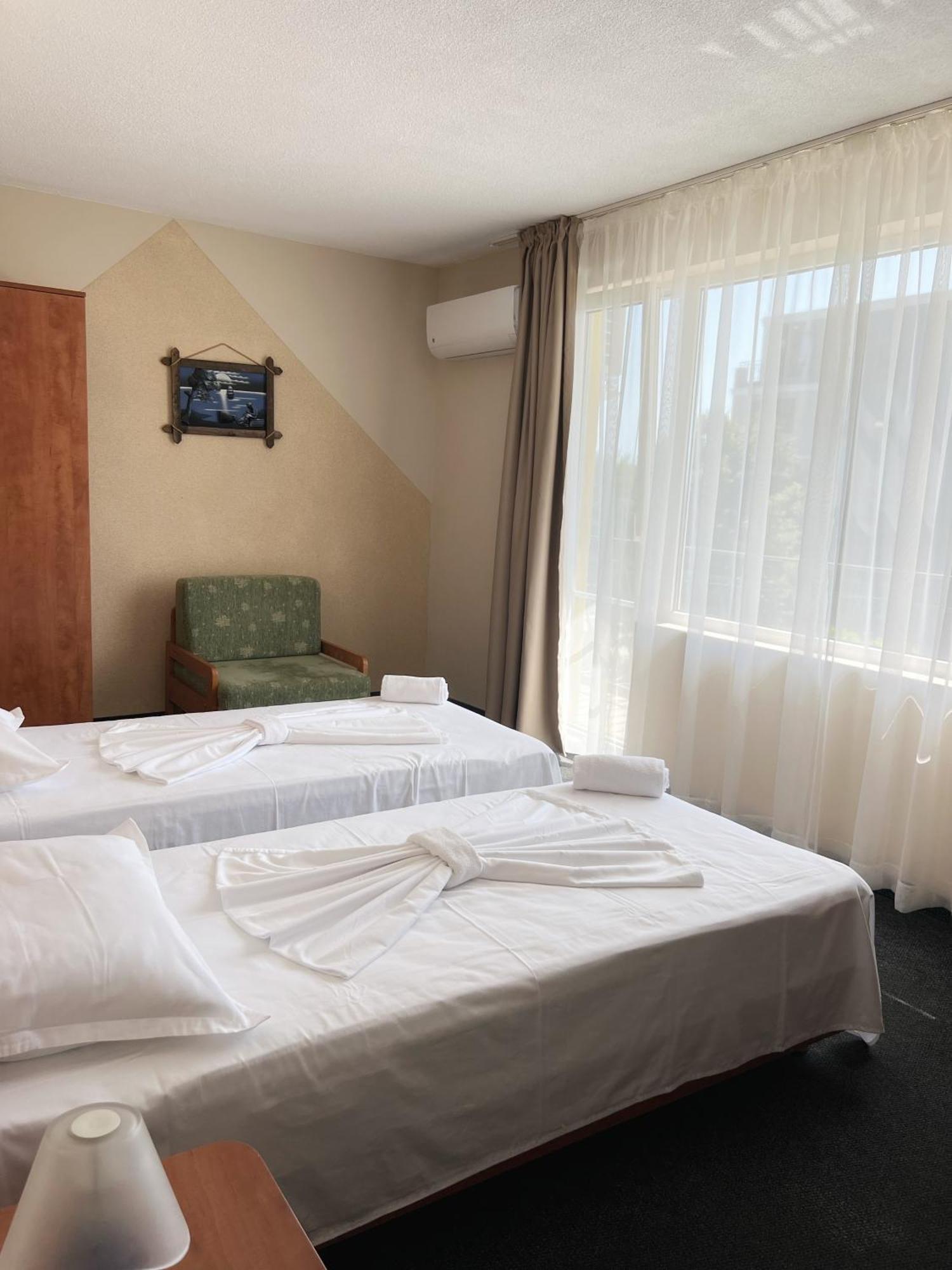 Hotel Jambo โกลเดน แซนส์ ภายนอก รูปภาพ