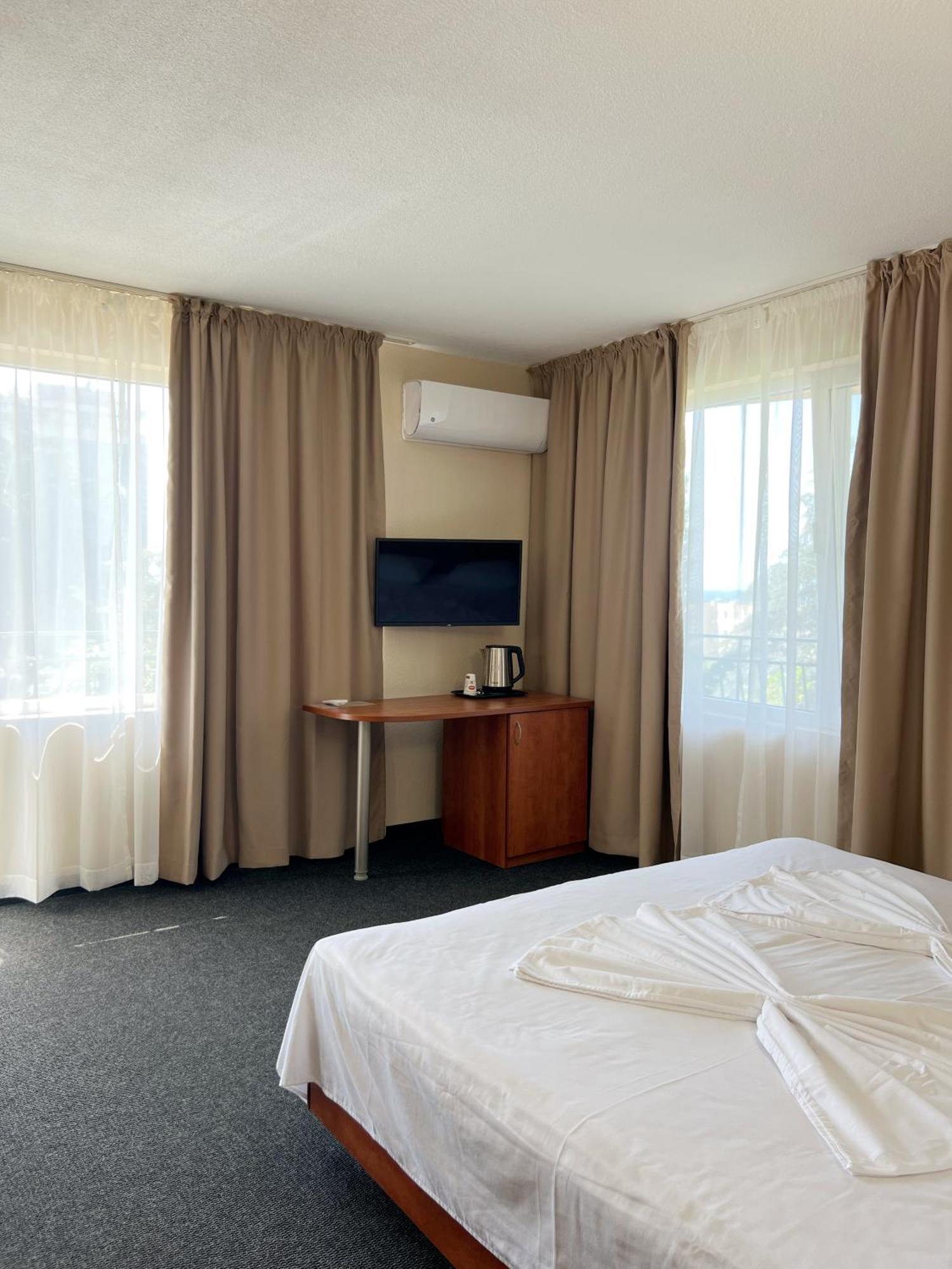 Hotel Jambo โกลเดน แซนส์ ภายนอก รูปภาพ